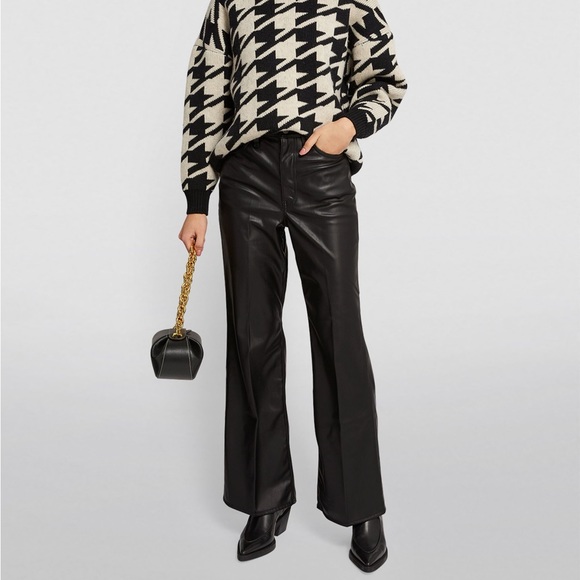 New Levi's 70's Flare Faux Leather Pant Leather Night - Picture 6 of 13